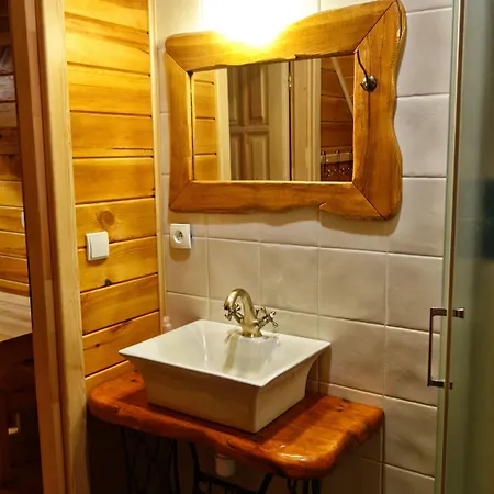 Zabi Raj Gospodarstwo agroturystyczne *